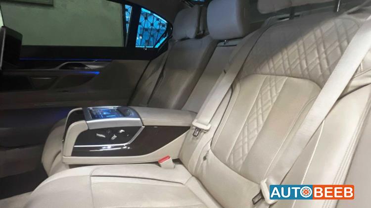 BMW 740 2017