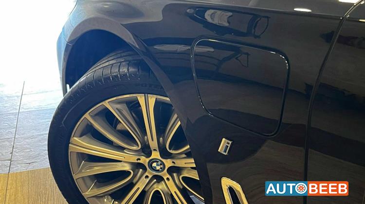 BMW 740 2017