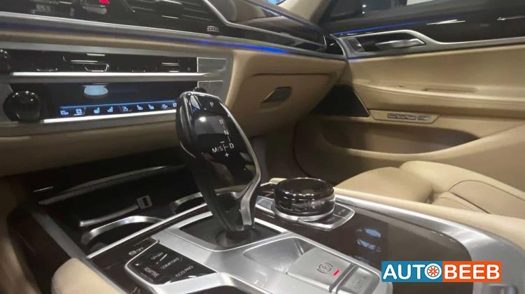 BMW 740 2017