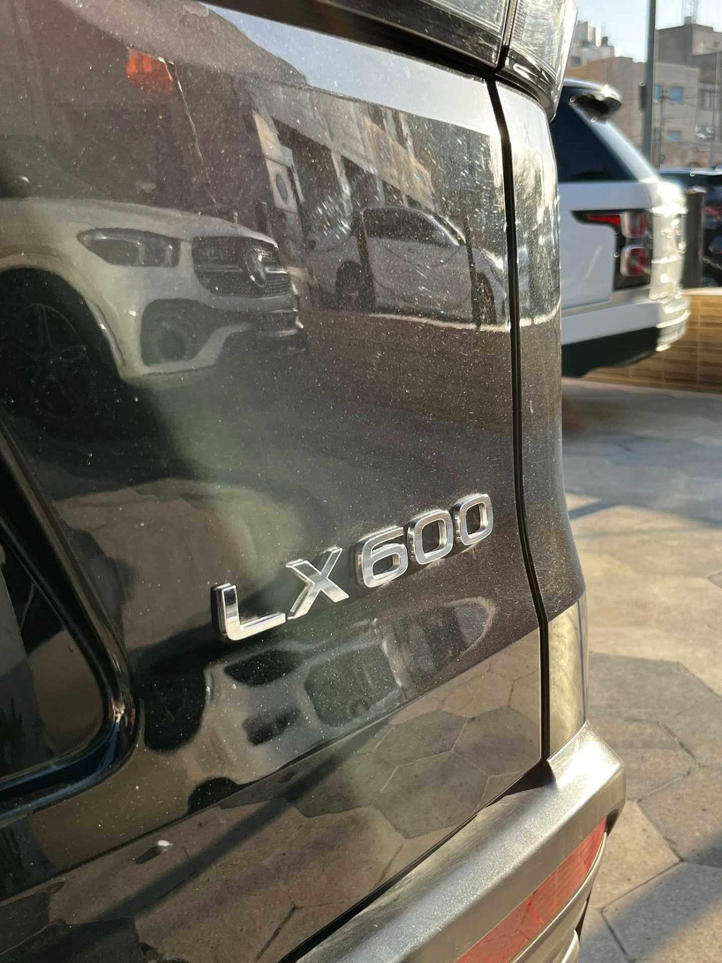 Lexus LX600 2023