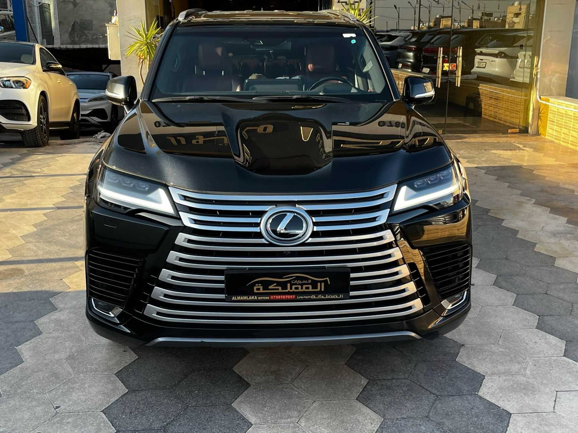Lexus LX600 2023