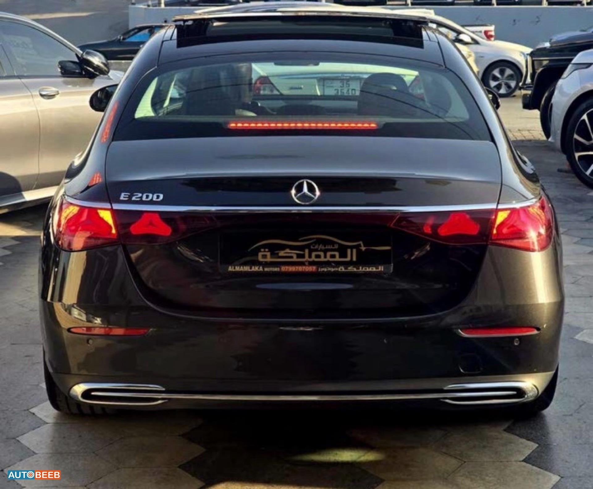 Mercedes Benz E200 2024