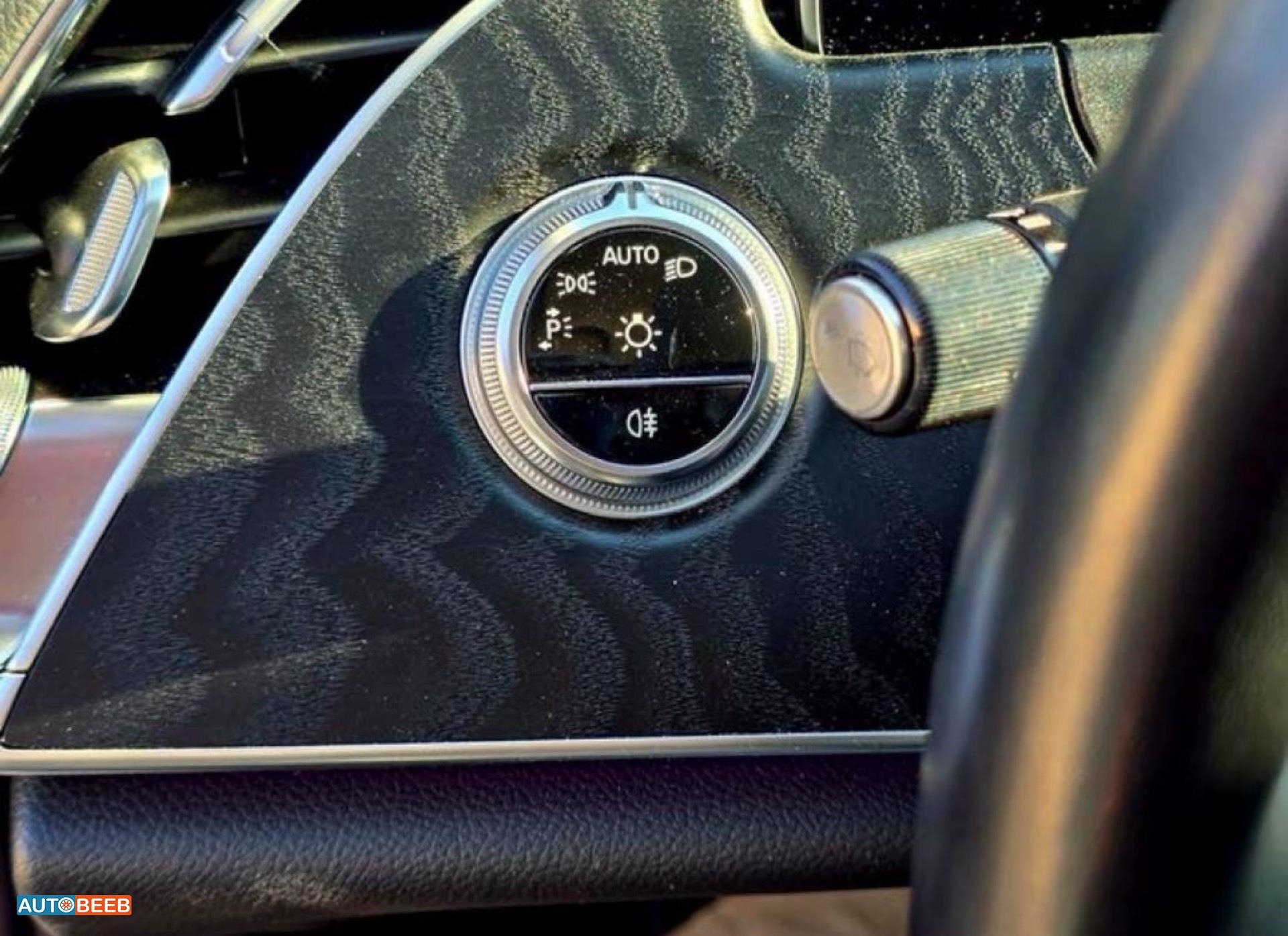 Mercedes Benz E200 2024