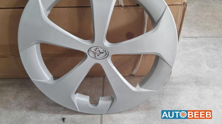Wheel and Rims Wheel Covers  Toyota Prius