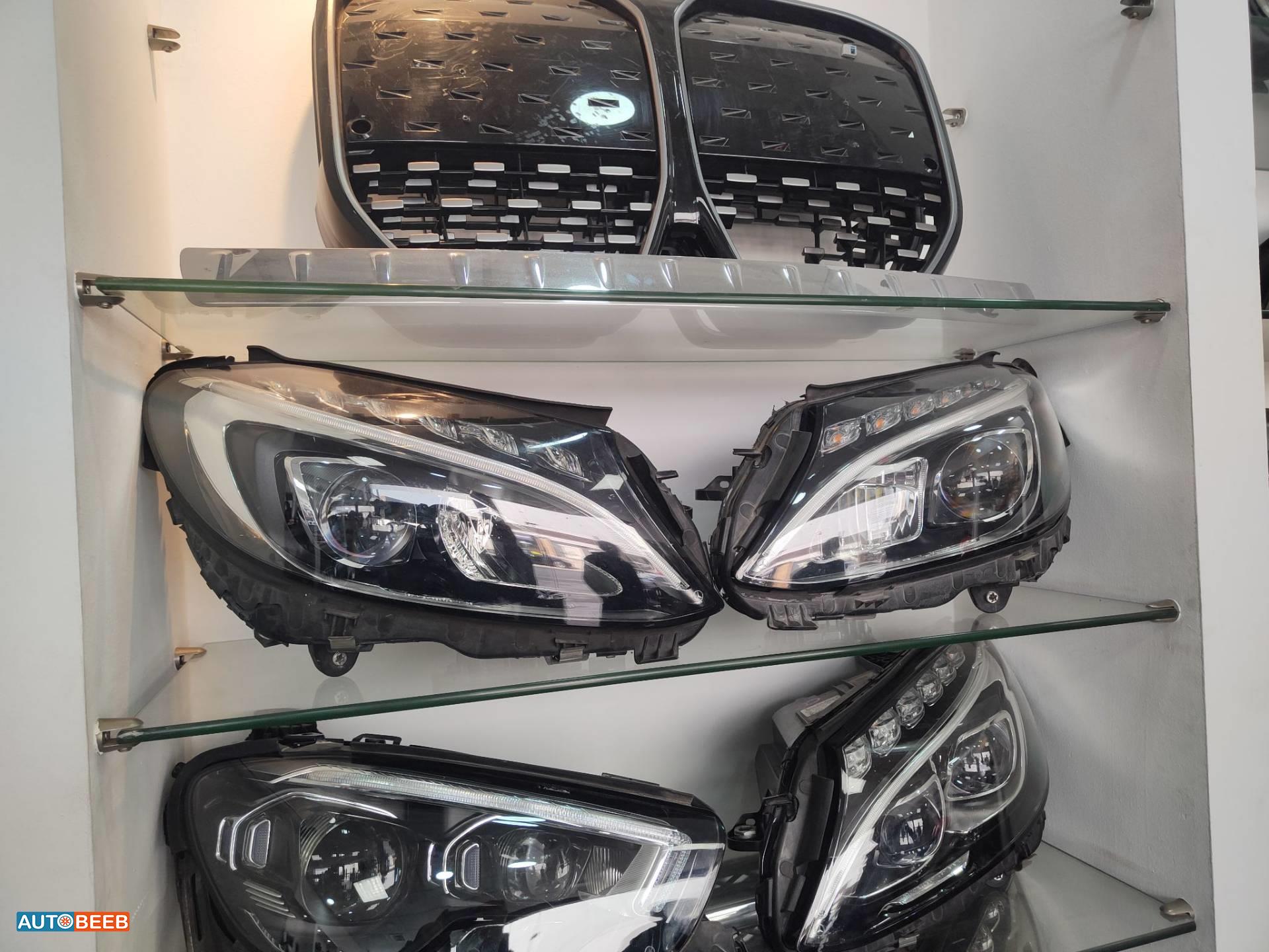 Lights Front light Mercedes Benz C200