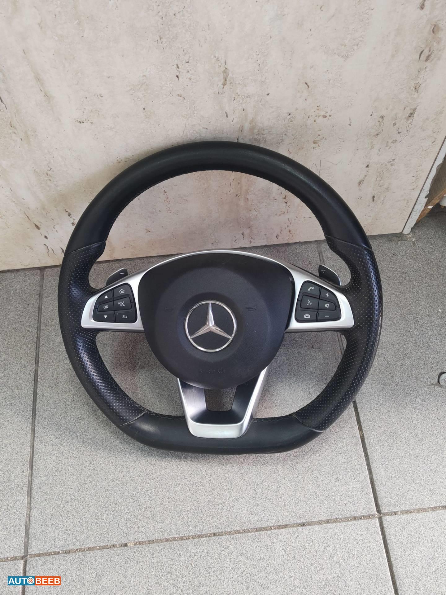 Cabin  Steering Wheel Mercedes Benz E200