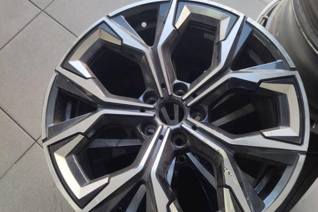 Wheel and Rims Rims BMW i4