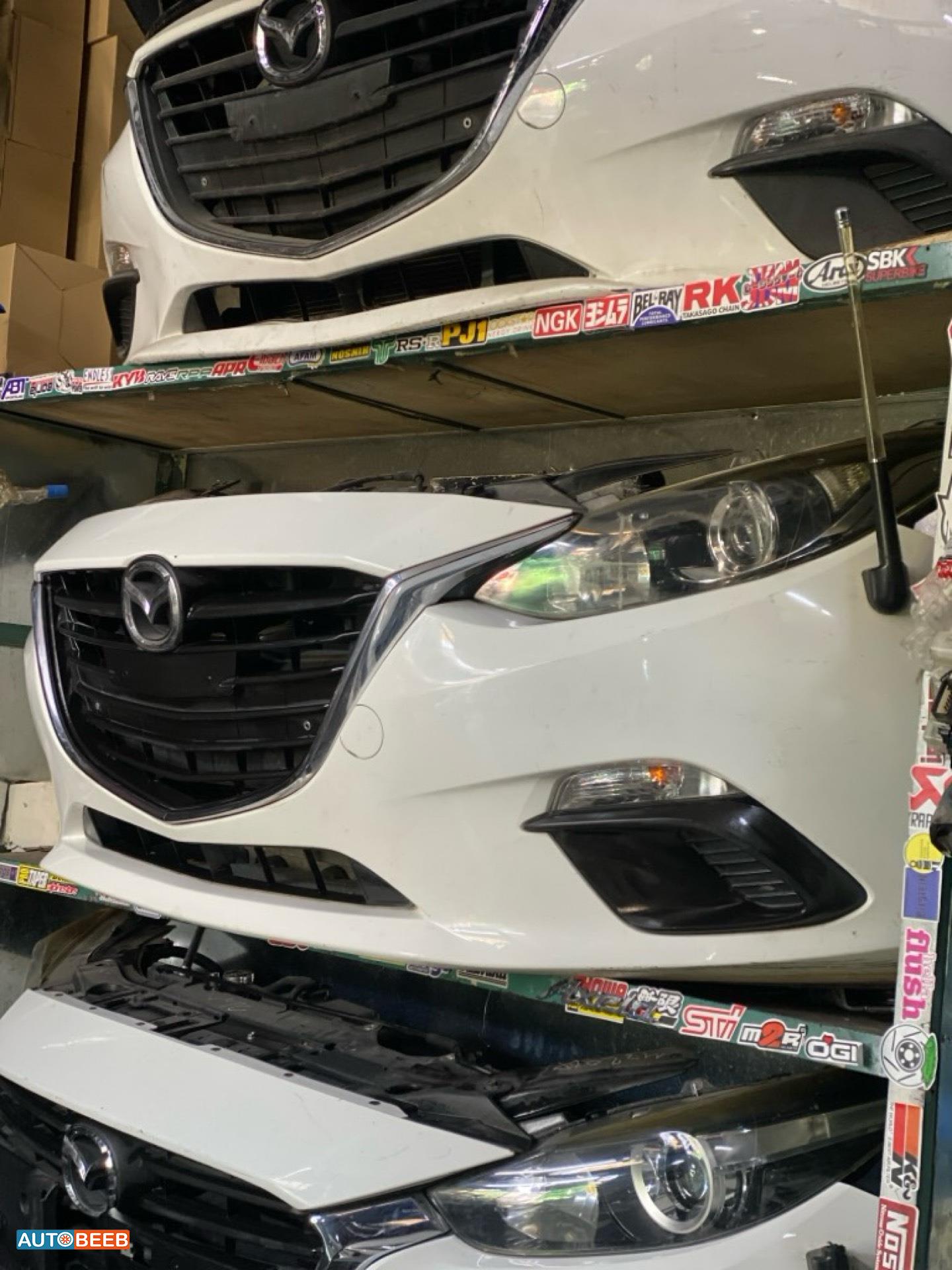 Body  Front clip Mazda 3