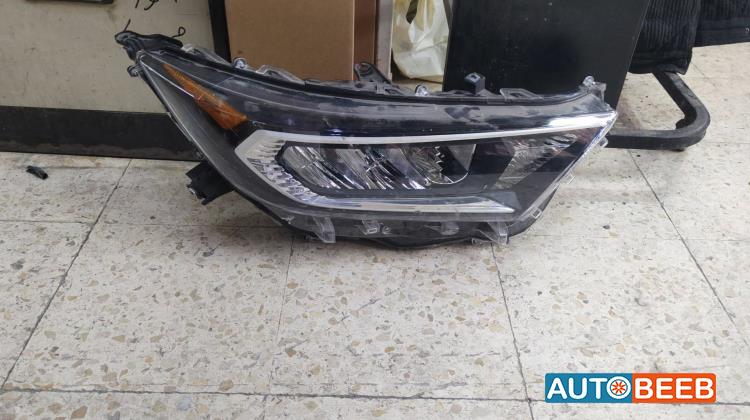 Lights Front light Toyota RAV4