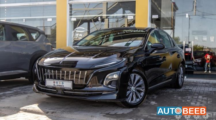 Hongqi E-QM5 2022