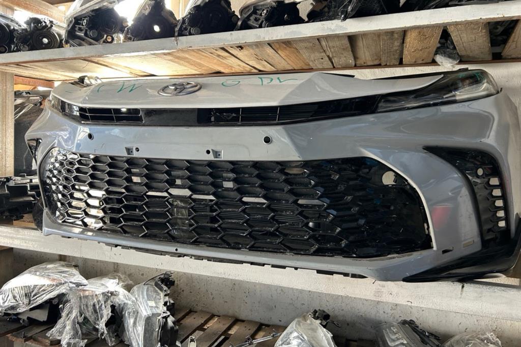 Body  Front clip Toyota Camry