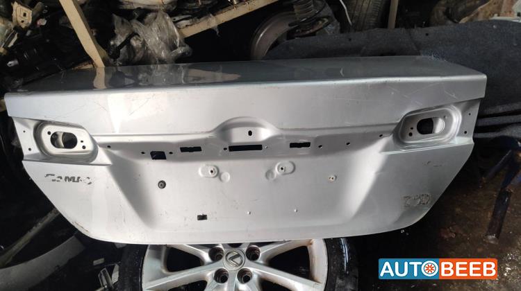 Body  Trunk Toyota Camry
