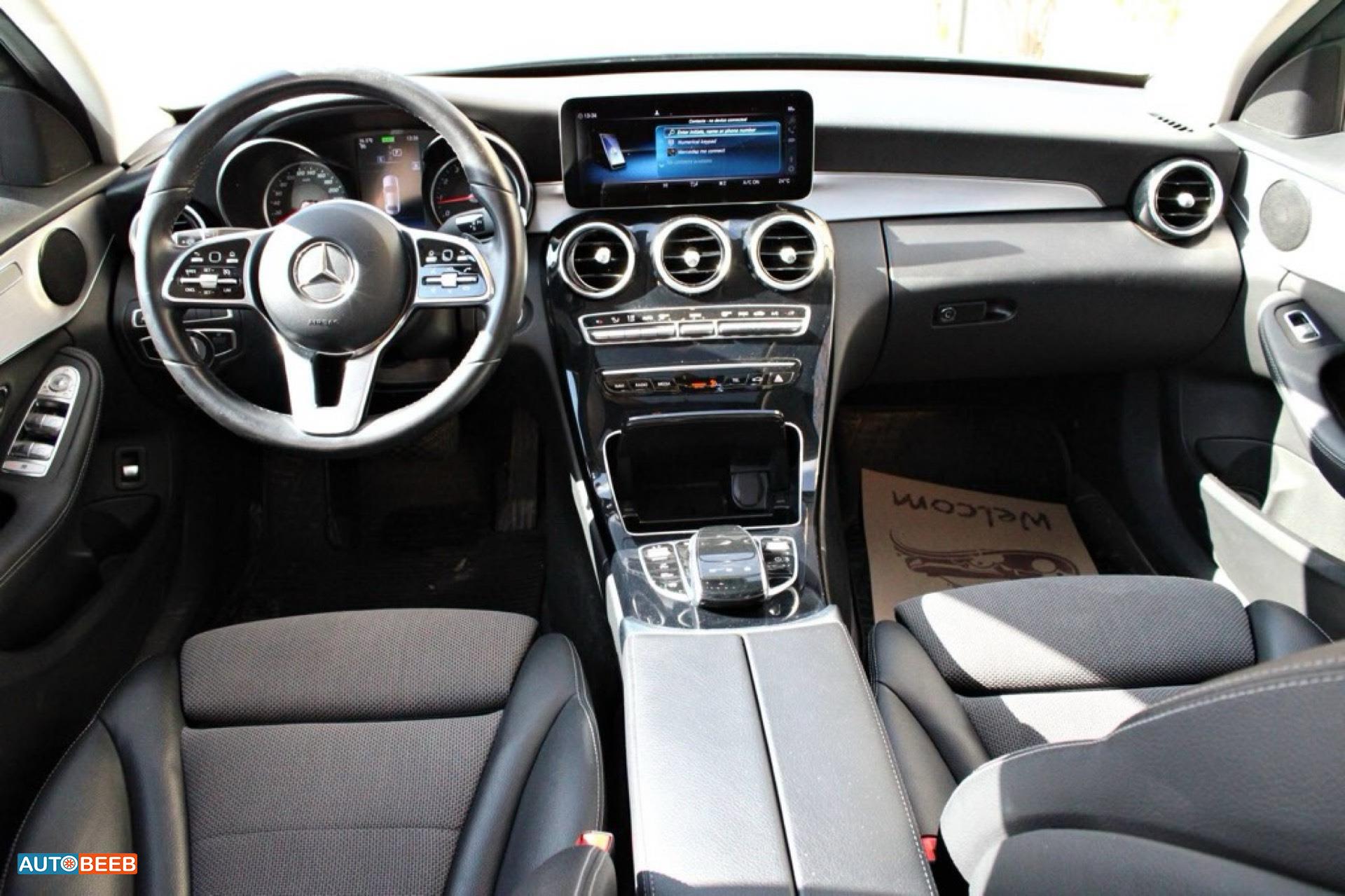 Mercedes Benz C200 2021