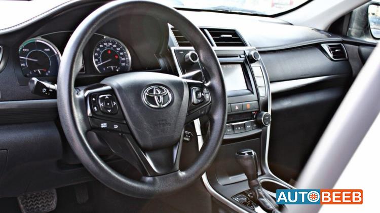 Toyota Camry 2015
