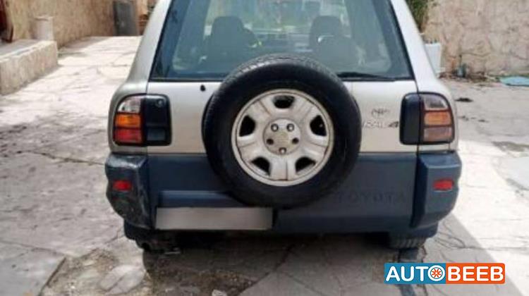 Toyota RAV4 1999