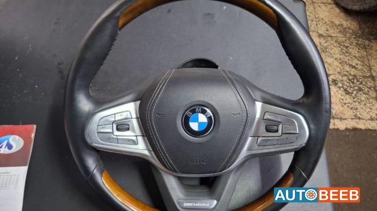 Cabin  Steering Wheel BMW 740