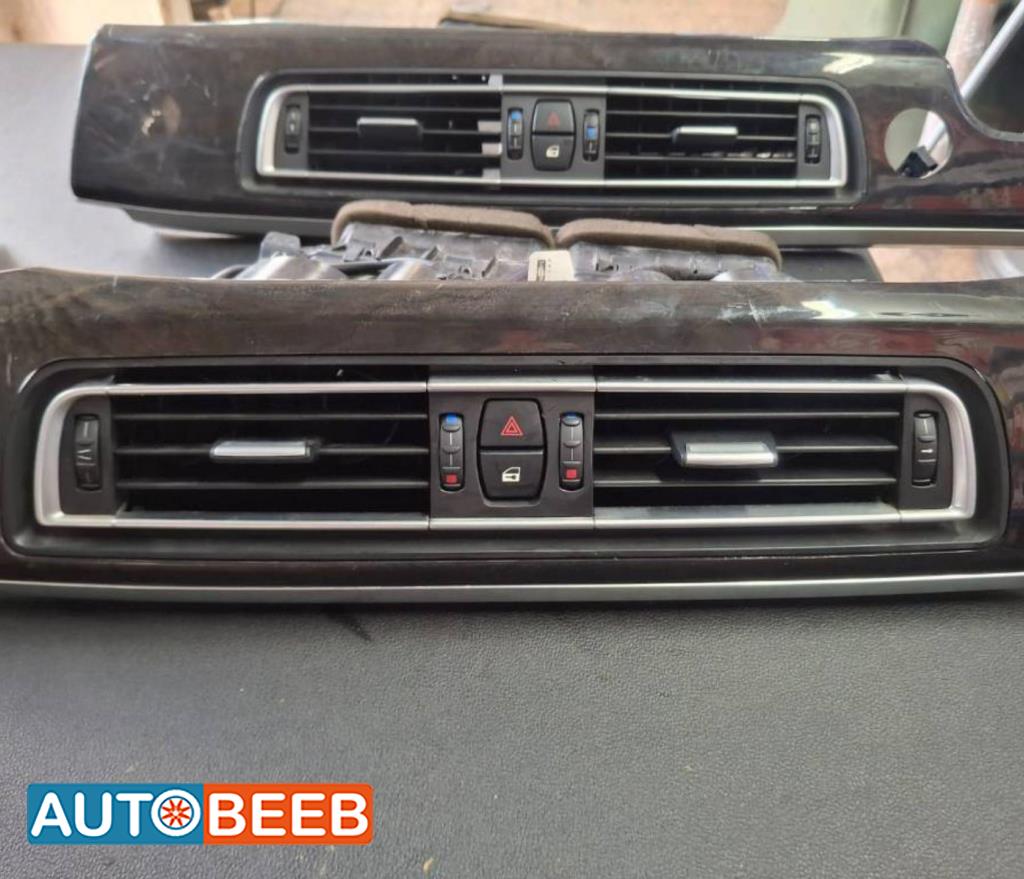 Cabin  Dashboard BMW 520