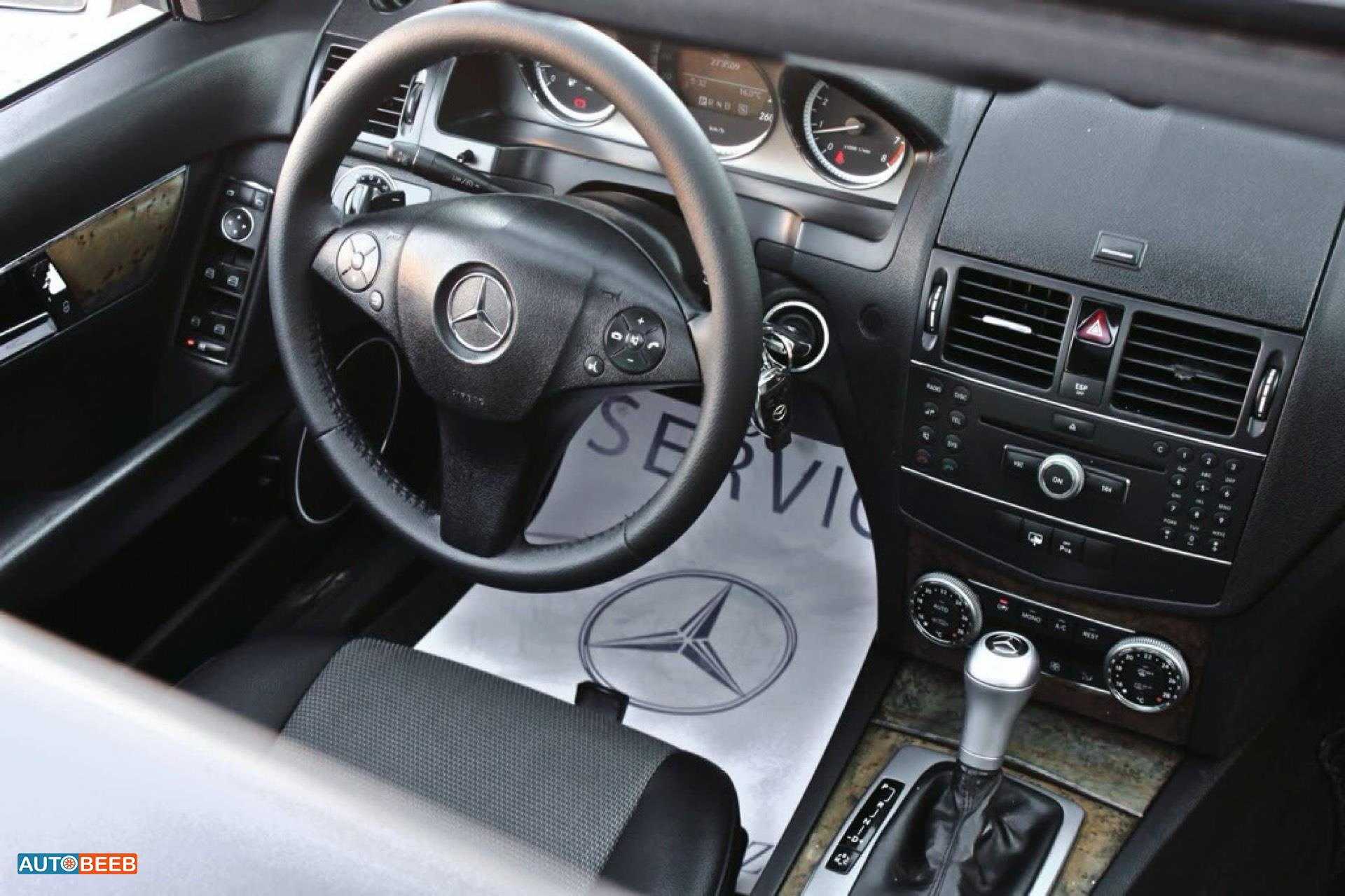 Mercedes Benz C200 2009