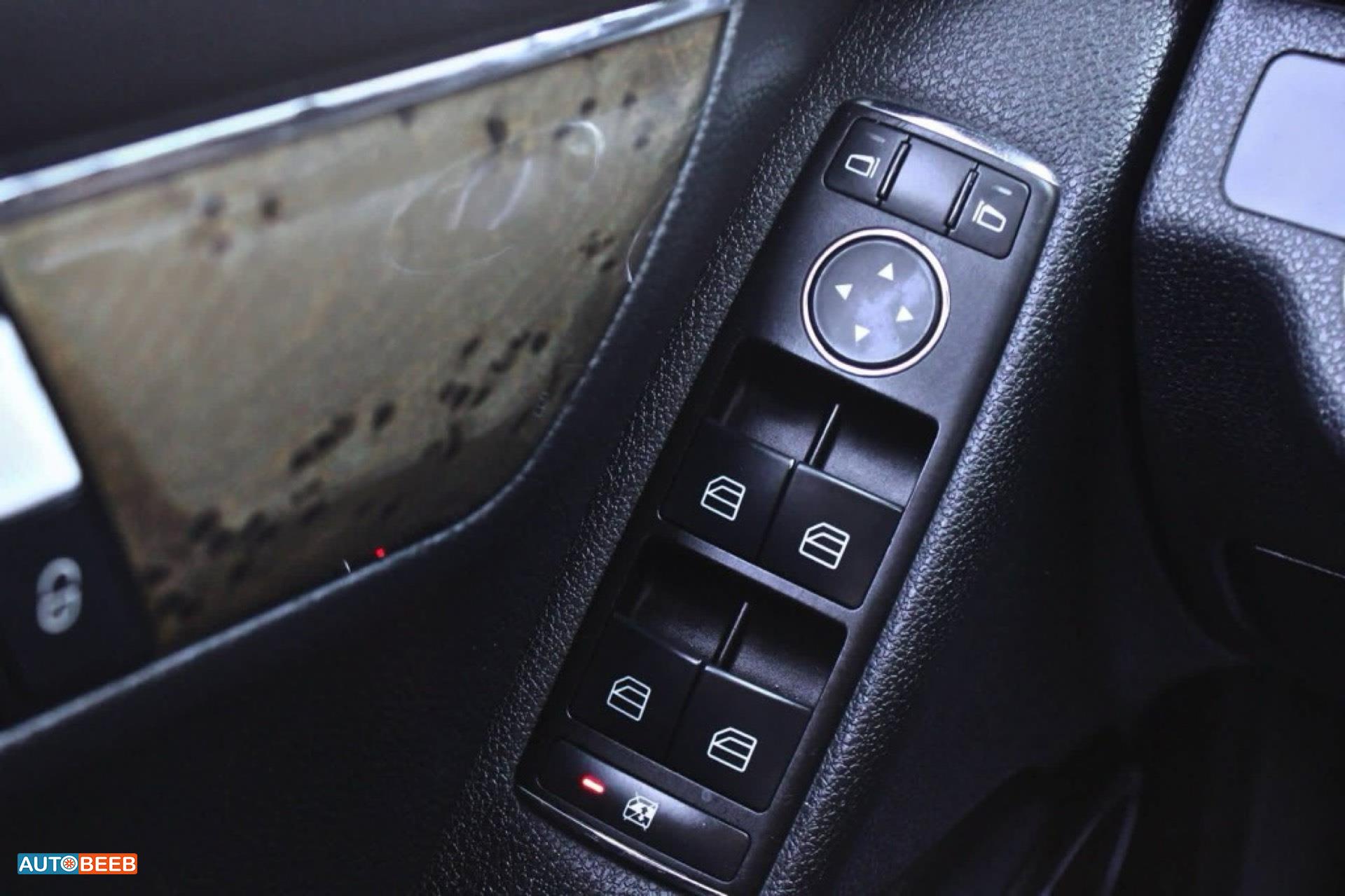 Mercedes Benz C200 2009