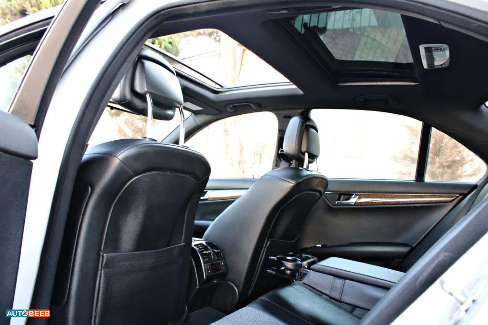 Mercedes Benz C200 2009