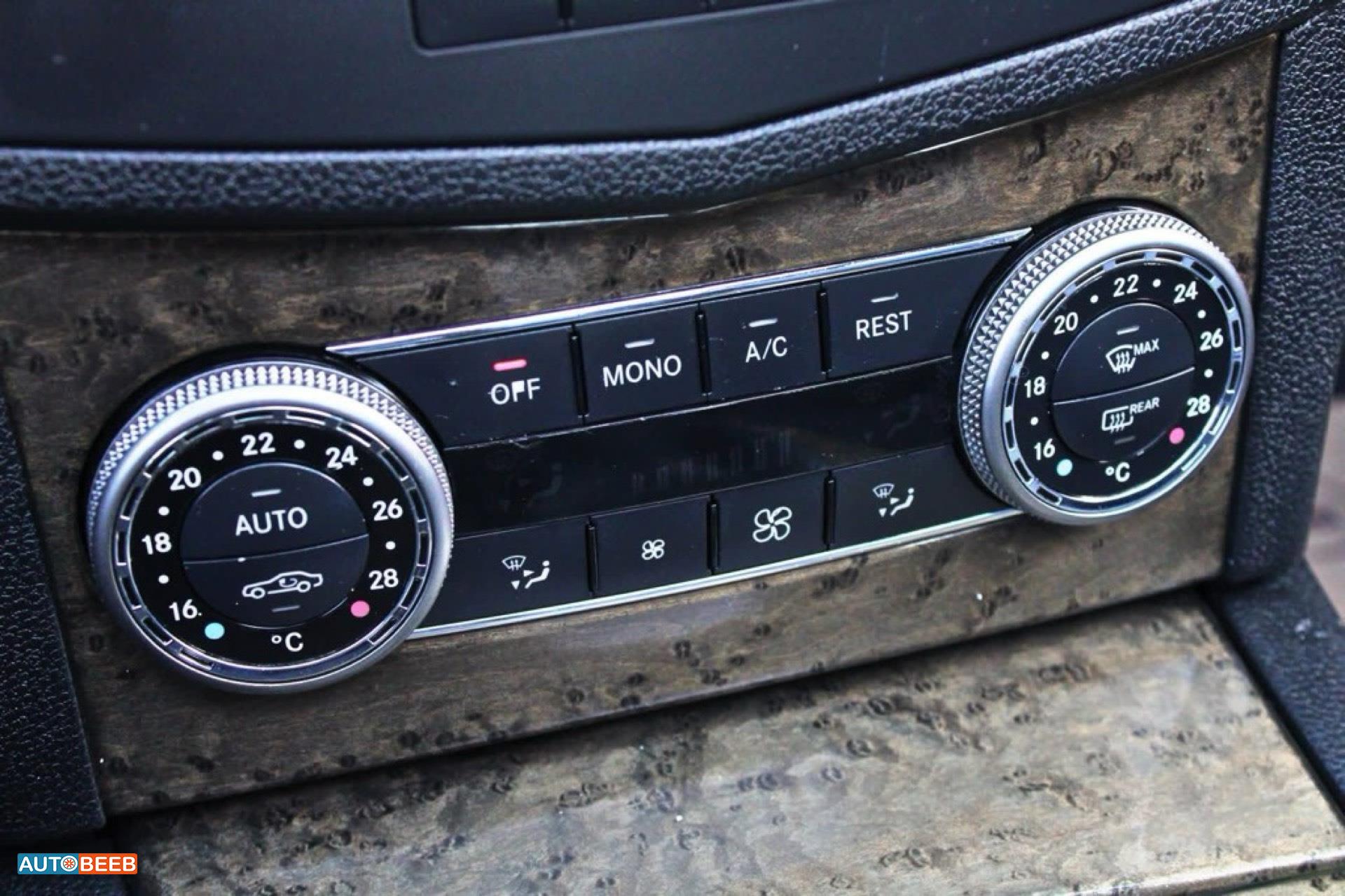 Mercedes Benz C200 2009