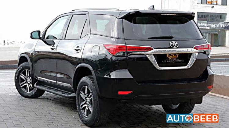 Toyota Fortuner 2016