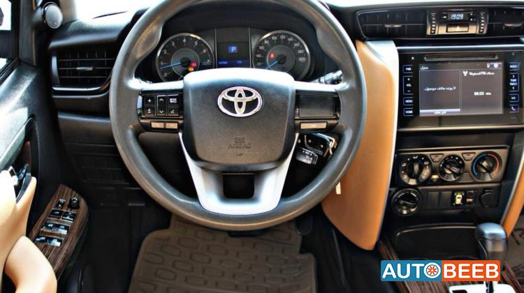 Toyota Fortuner 2016