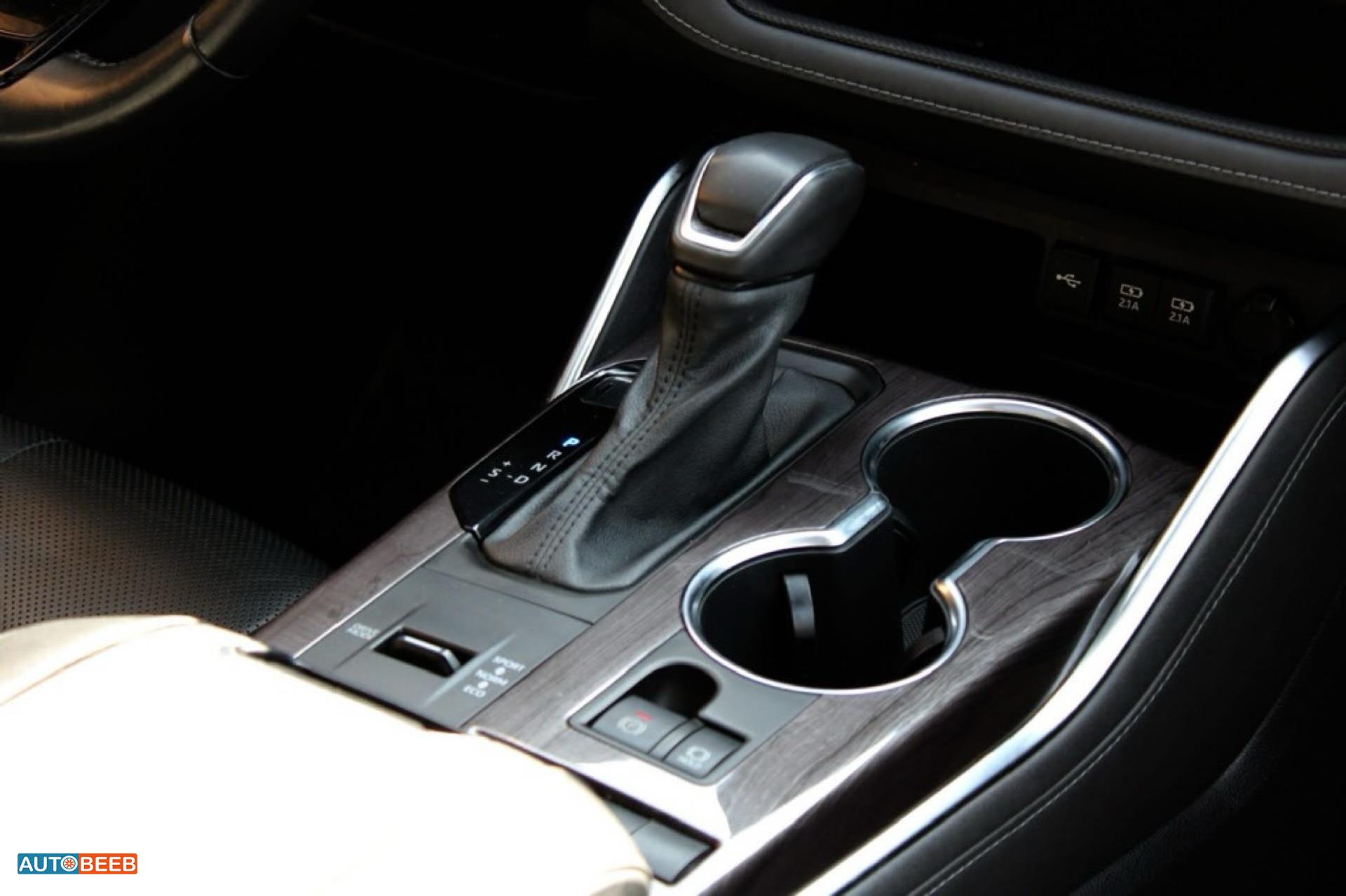 Toyota Highlander 2021