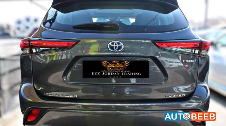 Toyota Highlander 2021