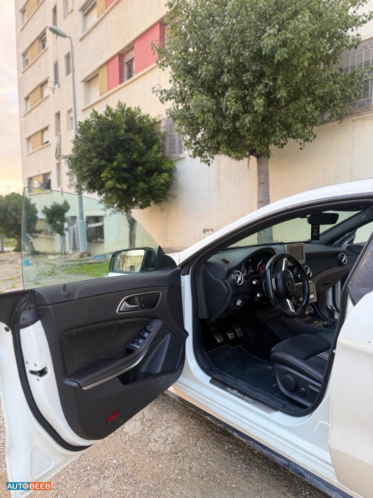 Mercedes Benz CLA180 2018