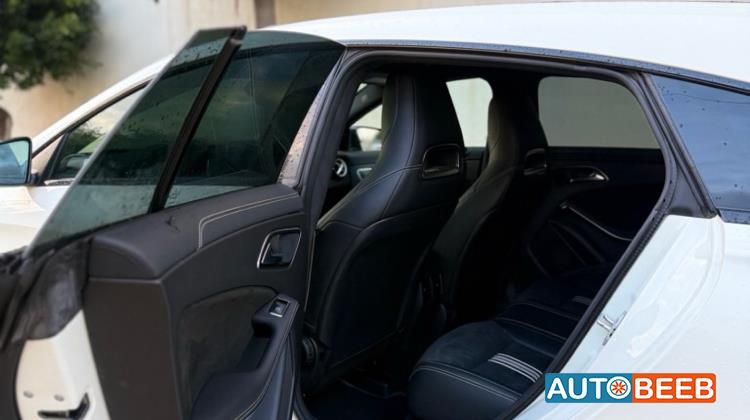 Mercedes Benz CLA180 2018