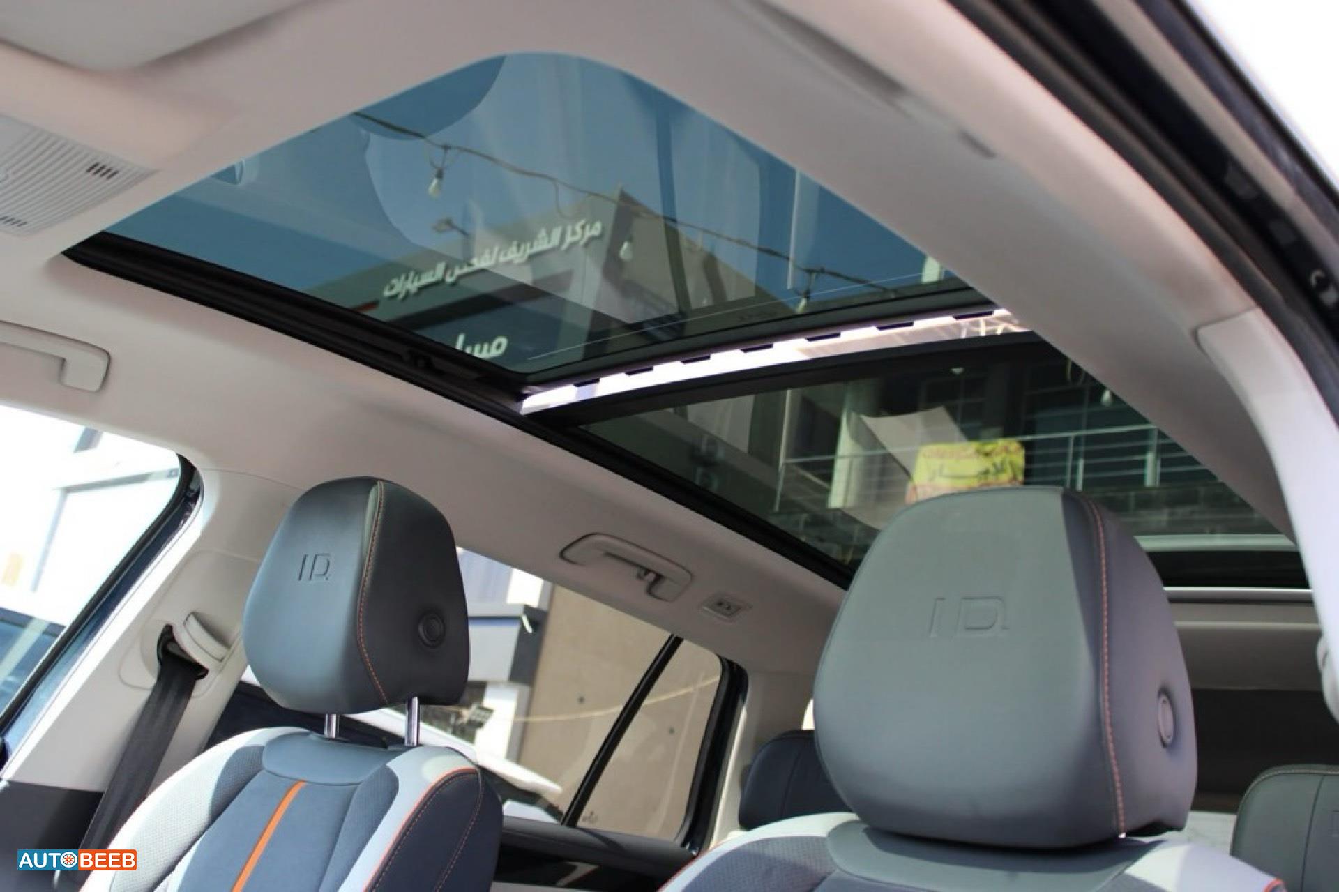 Volkswagen ID.6 2022