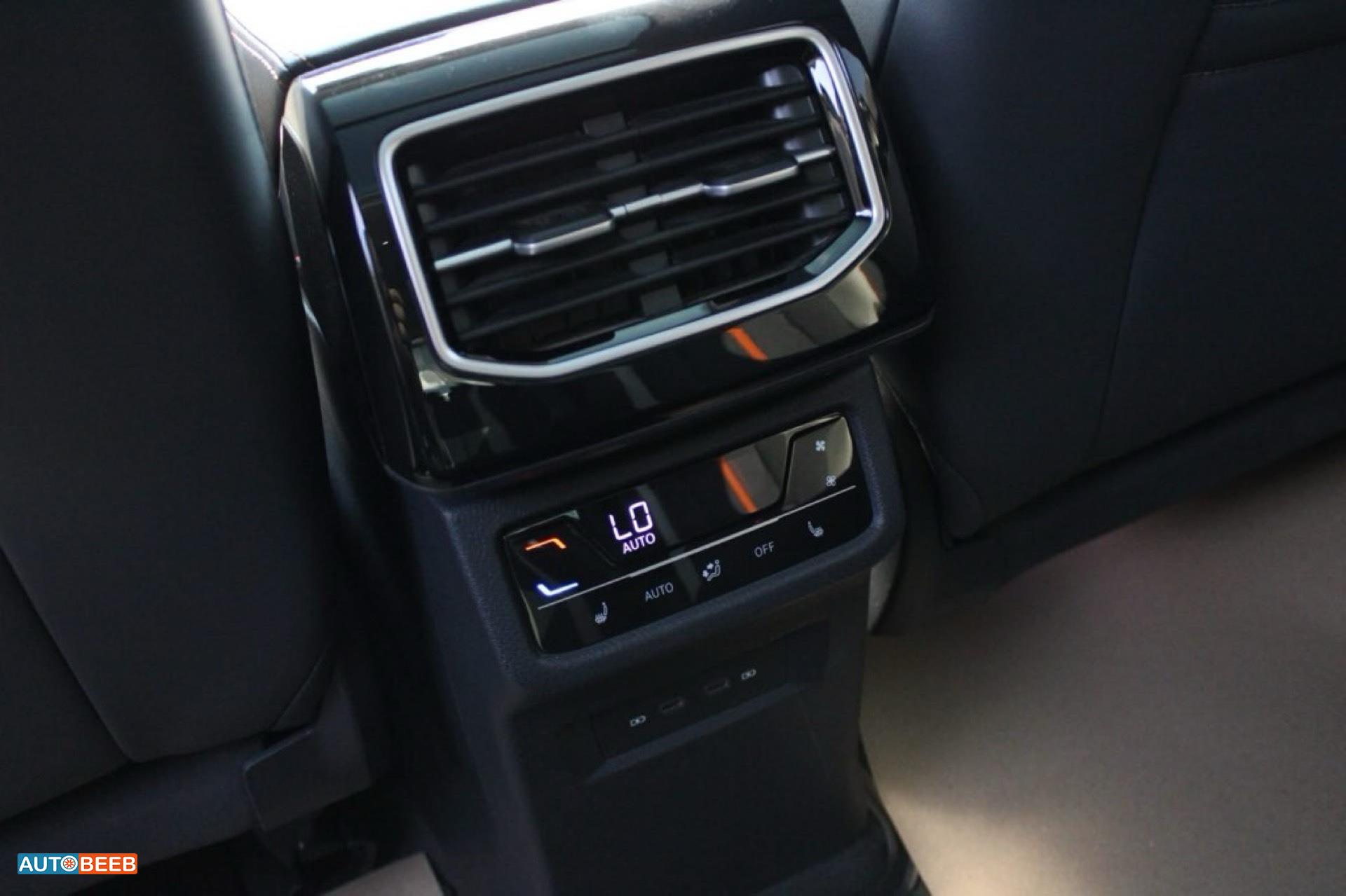 Volkswagen ID.6 2022