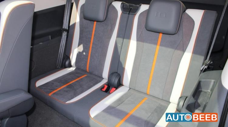 Volkswagen ID.6 2022