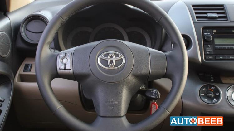 Toyota RAV4 2009