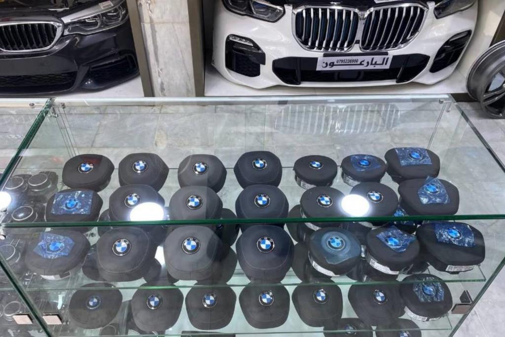 Cabin  Steering Wheel BMW 530