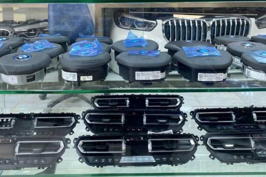 Cabin  Control buttons BMW X5