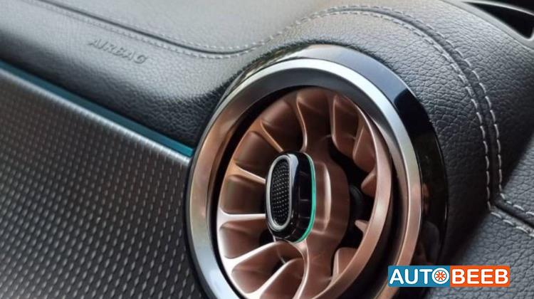 مرسيدس بنز EQA300 2022