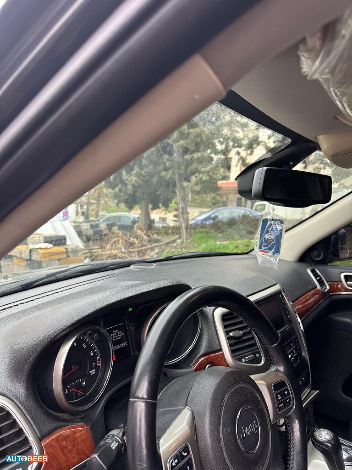 Jeep Grand Cherokee 2011