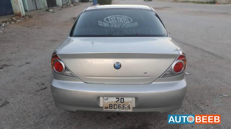 KIA Spectra 2001