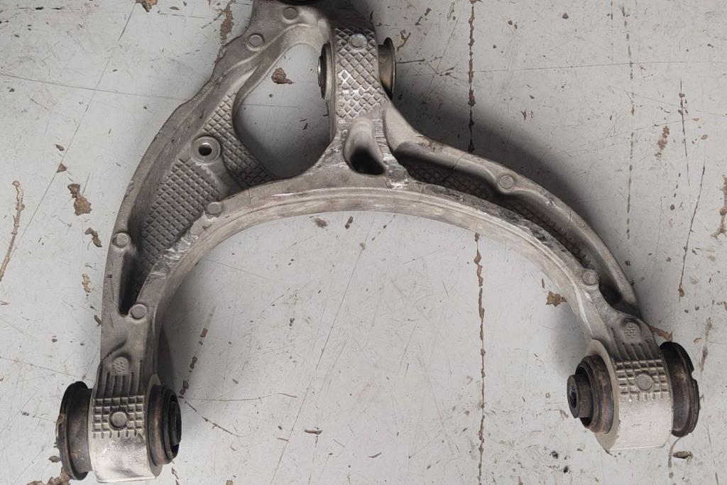 كفة عجل سفلية دودج رام 2019 2020 2021 2022 2023 2024