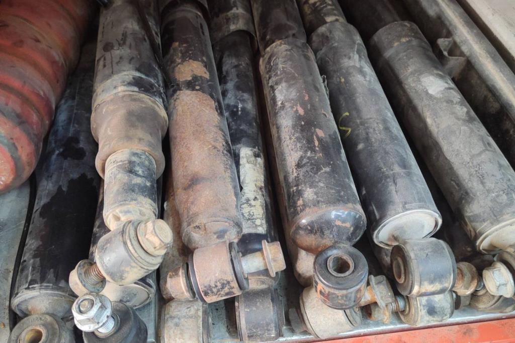 صنوبرص خلفي دودج رام 2014 2015 2016 2017 2018