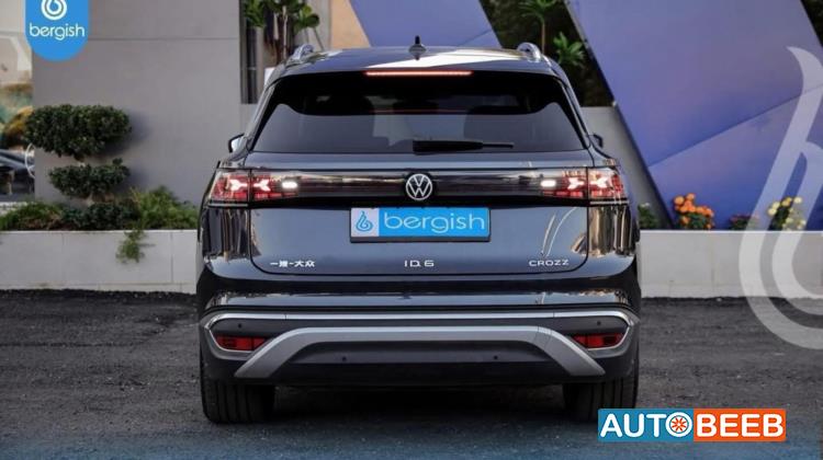 Volkswagen ID.6 2023