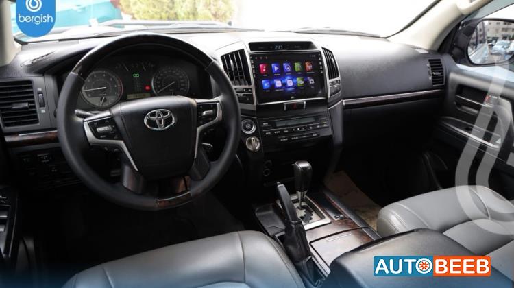Toyota Land Cruiser 2008