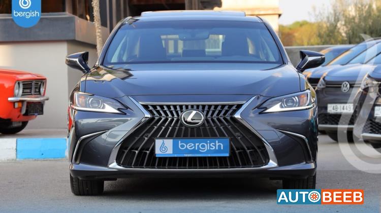 Lexus ES300 2024