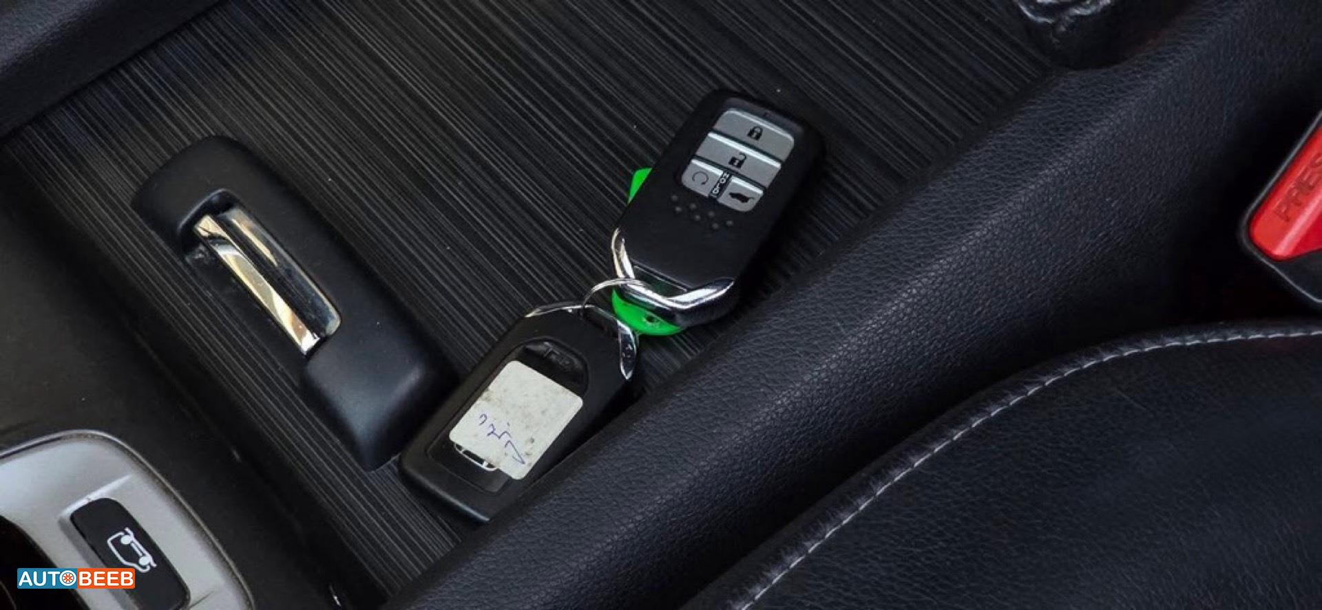 هوندا بايلوت 2016