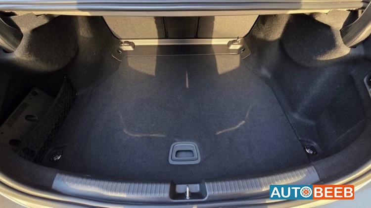 Mercedes Benz C300 2022