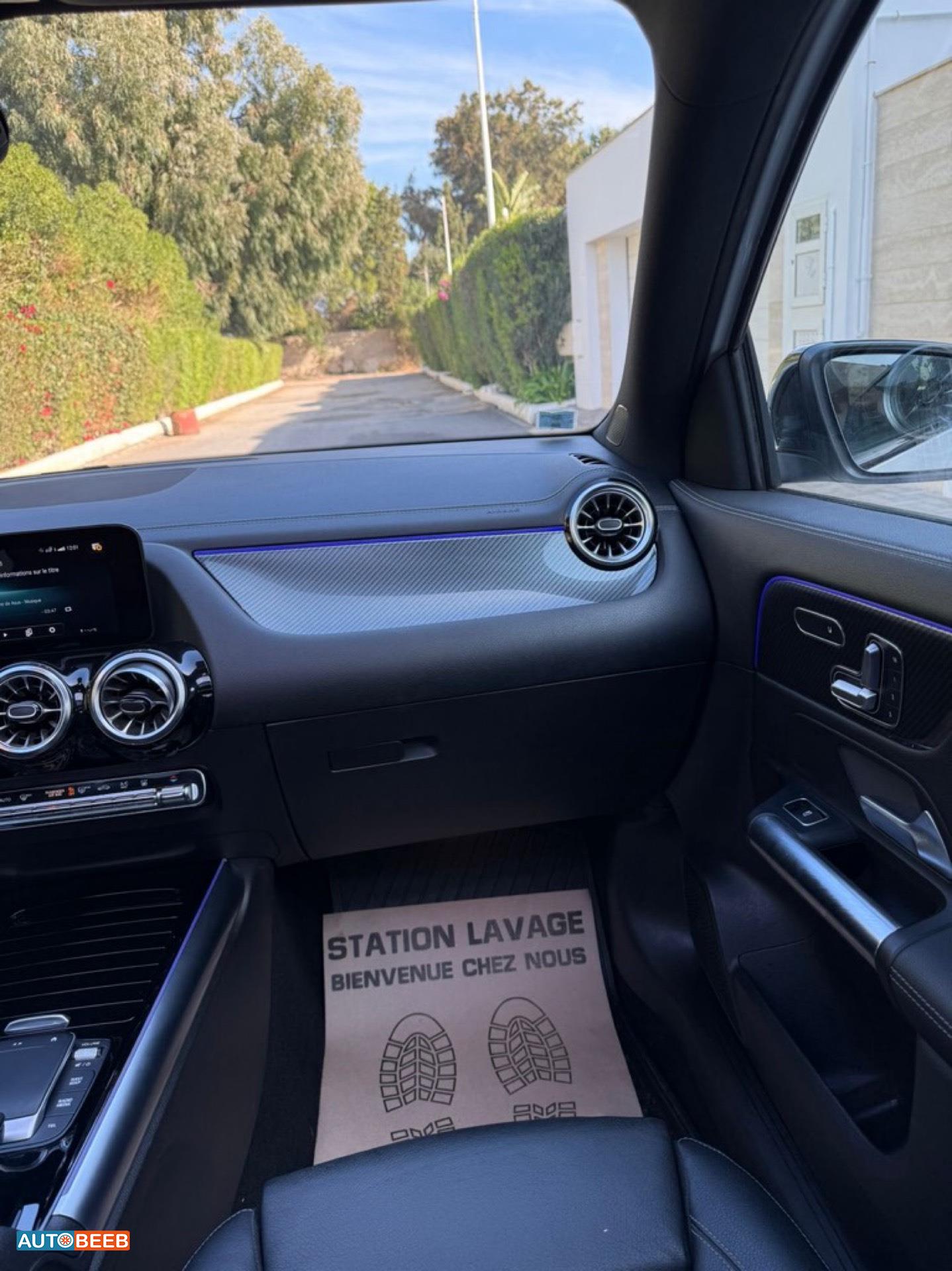 Mercedes Benz GLA250 2022