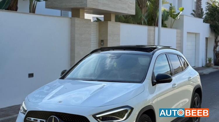 Mercedes Benz GLA250 2022