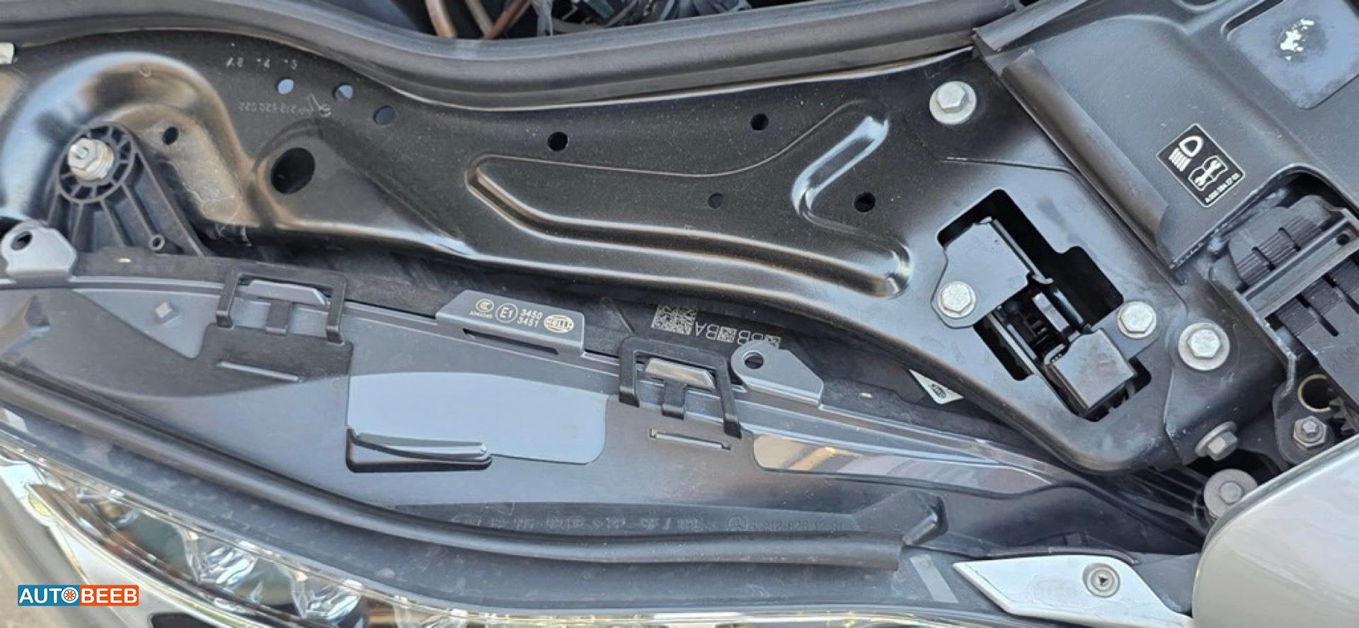 Mercedes Benz E300 2015